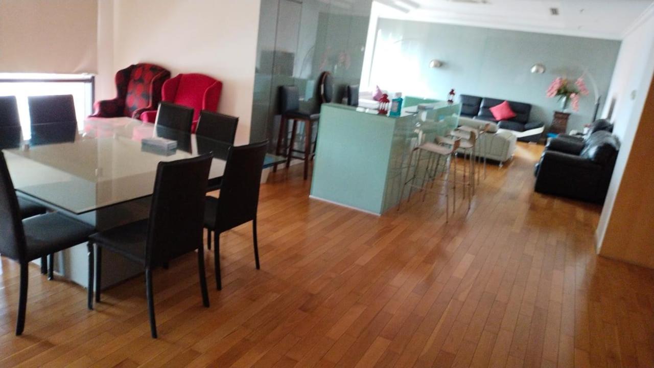 Berjaya Times Square Service Apartment, Kuala Lumpur Exterior photo