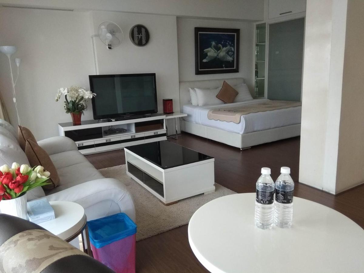Berjaya Times Square Service Apartment, Kuala Lumpur Exterior photo